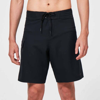 Oakley Kana 21 2.0 Boardshorts in Blackout 40