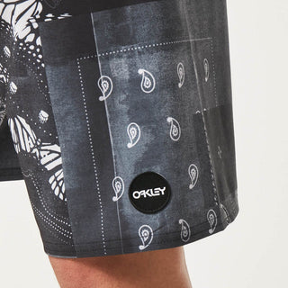 Oakley Bandana 20 Rc Boardshorts In Black - 38