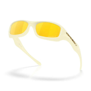 Oakley MUZM Fatcat Sunglasses – Cream Prizm 24K Polarized – Side View