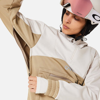 W. TNP Nose Grab Softshell Hoodie
