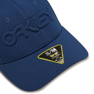 6 Panel Stretch Hat Embossed - Men