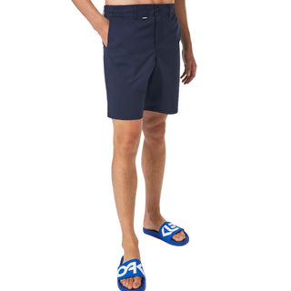 Oakley Chino 19 Hybrid Short In Fathom