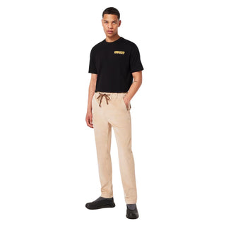 Oakley Roam Commuter Corduroy Pant In Humus