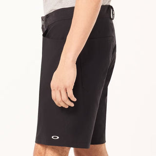 Oakley Golf Hybrid Short In Blackout