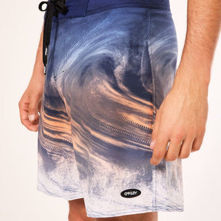 Oakley COSmic Tides 18 Boardshort In Gradient Swirl Blue/Orange