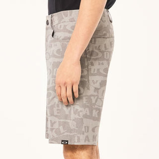 Oakley Golf Transition Ransom Short In Collage Gray