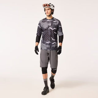 Oakley Ride Free Short Sleeve Jersey In Black Stripe/Grip Camo