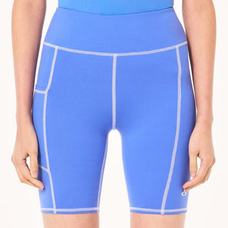 Oakley Woman's Flex Short In Blue