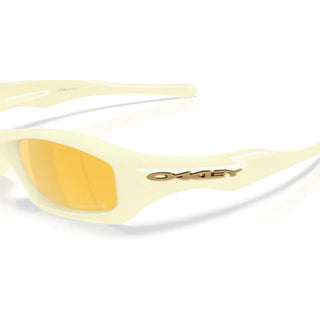 Oakley MUZM Fatcat Sunglasses – Cream Prizm 24K Polarized – Three Quarter View