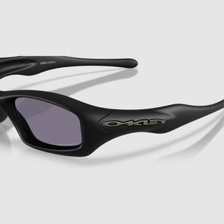 Oakley MUZM Fatcat Sunglasses – Matte Black Prizm Grey – Top View